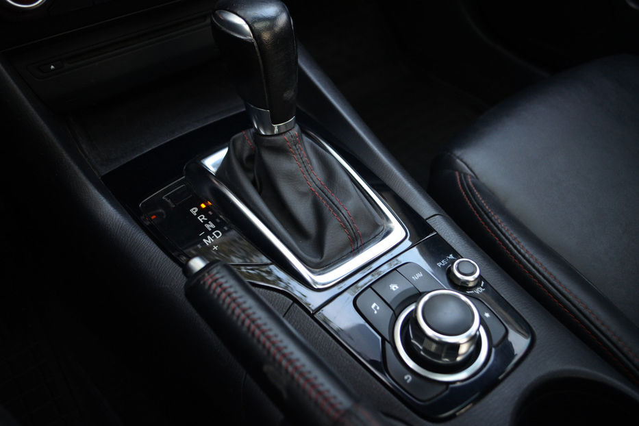 Продам Mazda 3 2015 года в Киеве