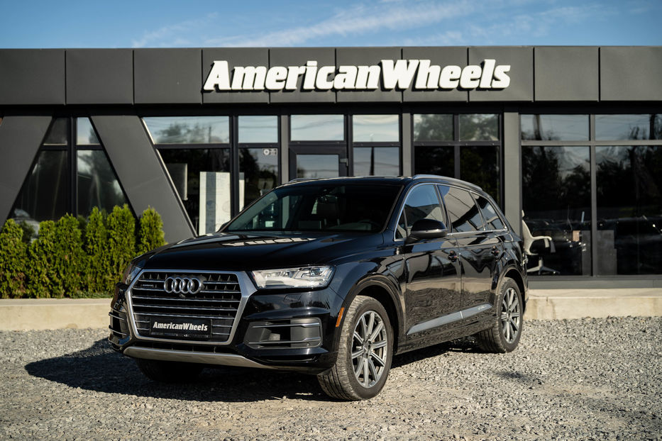 Продам Audi Q7 Premium Plus 2017 года в Черновцах
