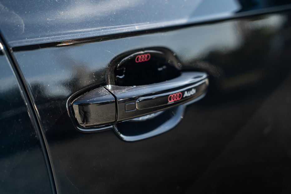 Продам Audi Q7 Premium Plus 2017 года в Черновцах