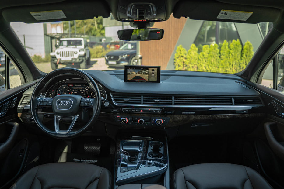 Продам Audi Q7 Premium Plus 2017 года в Черновцах