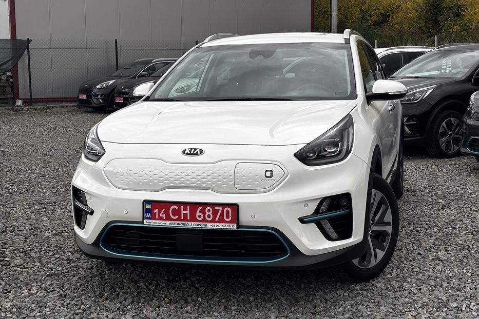 Продам Kia Niro 64 кВт  2021 года в Львове