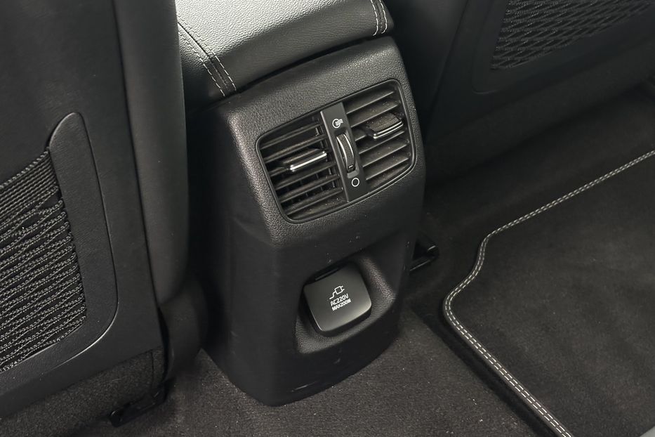 Продам Kia Niro 64 кВт  2021 года в Львове
