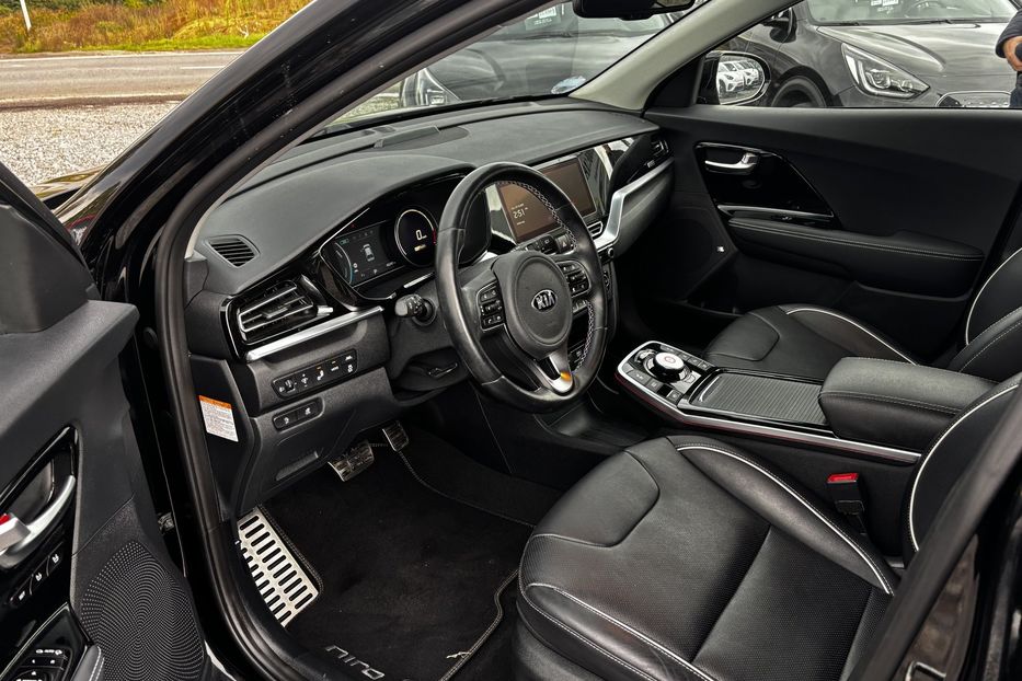 Продам Kia Niro 64 кВт авто у Львові 2020 года в Львове