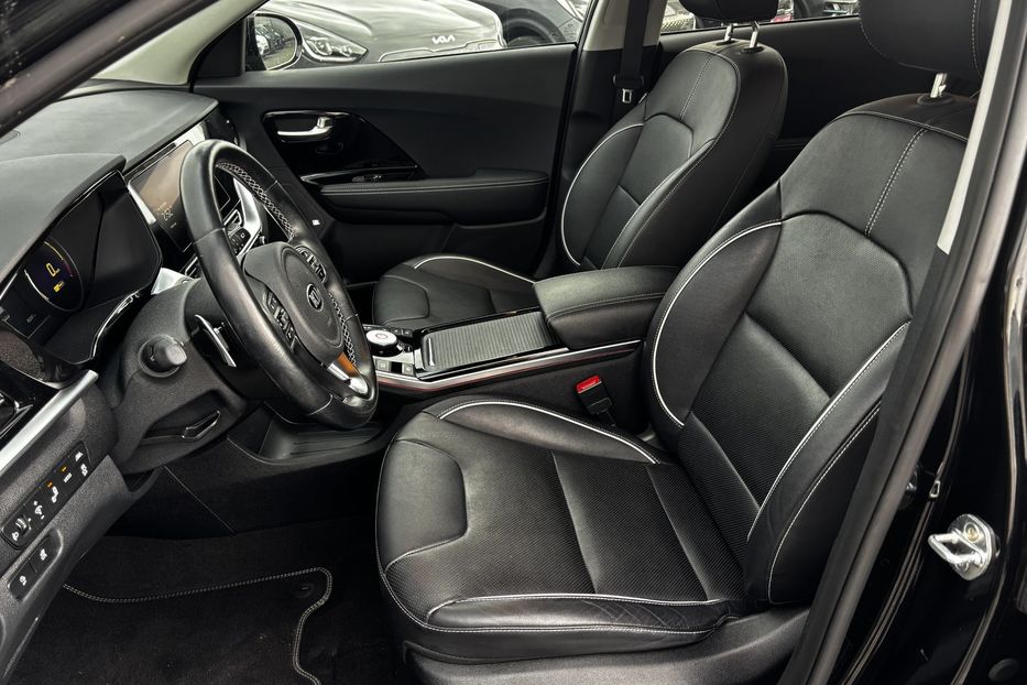 Продам Kia Niro 64 кВт авто у Львові 2020 года в Львове