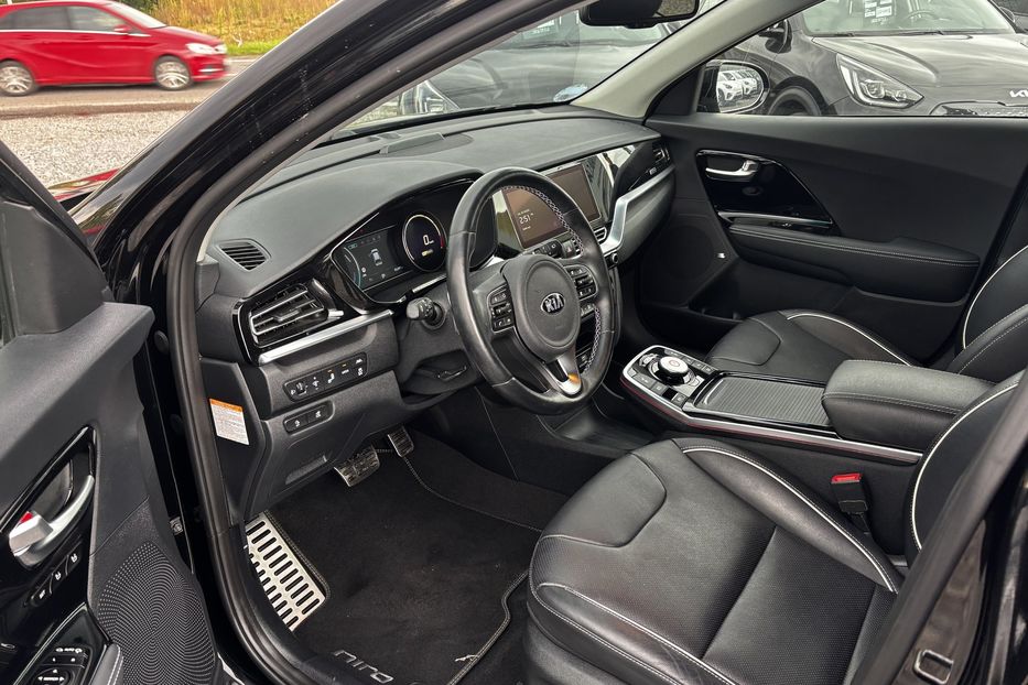 Продам Kia Niro 64 кВт авто у Львові 2020 года в Львове