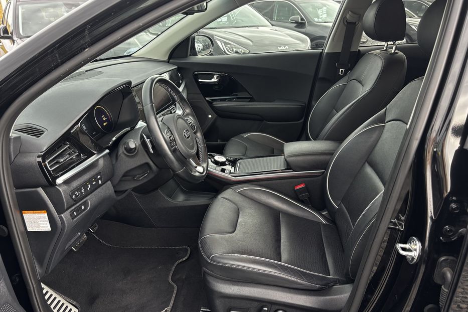 Продам Kia Niro 64 кВт авто у Львові 2020 года в Львове