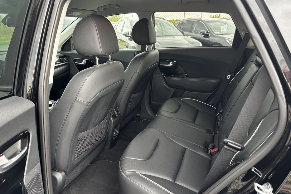Продам Kia Niro 64 кВт авто у Львові 2020 года в Львове