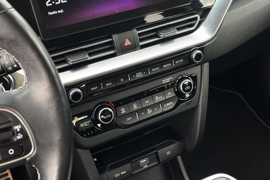 Продам Kia Niro 64 кВт авто у Львові 2020 года в Львове