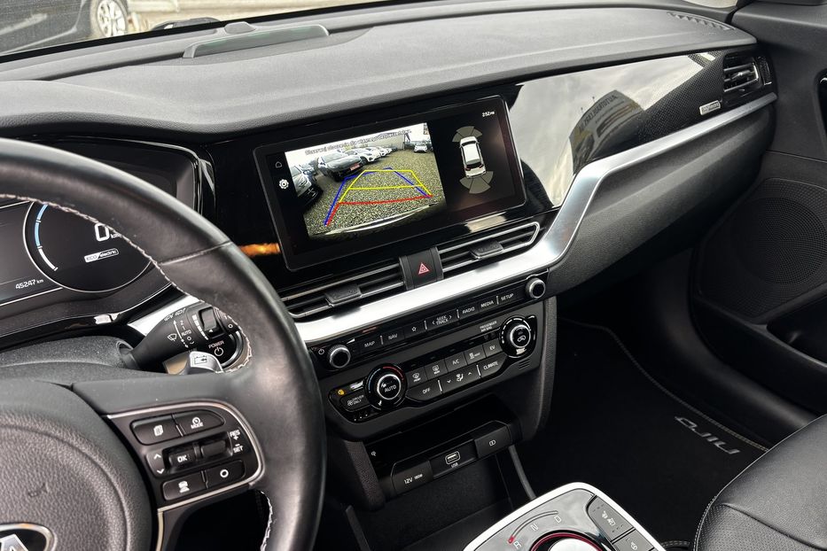 Продам Kia Niro 64 кВт авто у Львові 2020 года в Львове