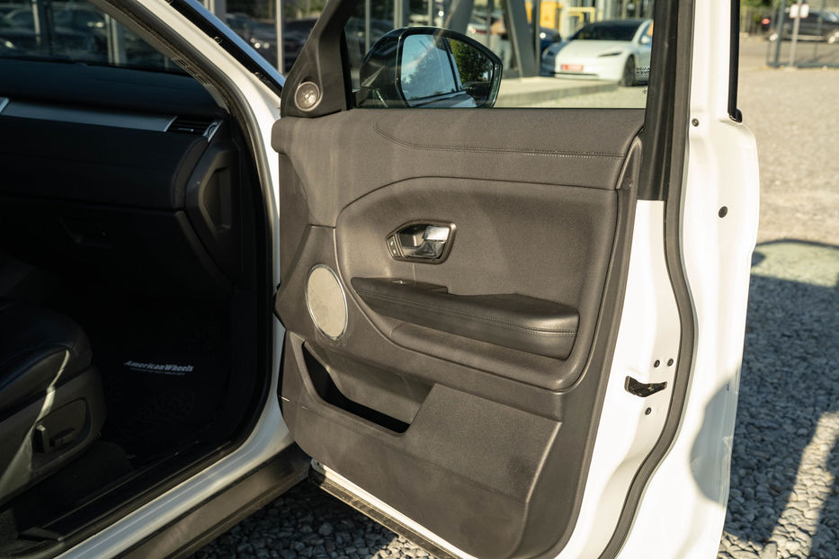 Продам Land Rover Range Rover Evoque 2016 года в Черновцах
