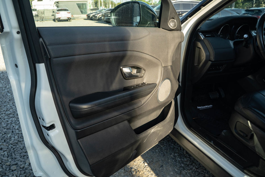 Продам Land Rover Range Rover Evoque 2016 года в Черновцах
