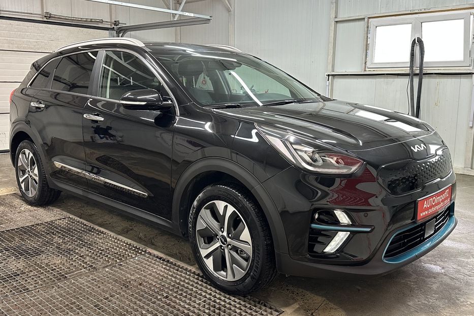 Продам Kia Niro 64 кВт Макс. комплектація 2022 года в Львове
