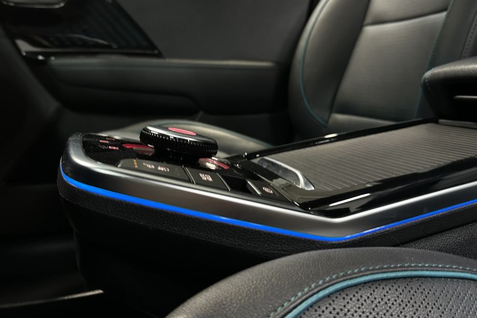 Продам Kia Niro 64 кВт Макс. комплектація 2022 года в Львове