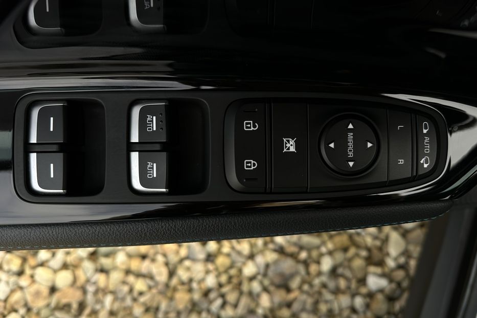 Продам Kia Niro 64 кВт Макс. комплектація 2022 года в Львове