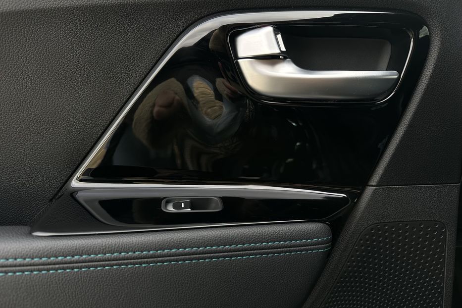 Продам Kia Niro 64 кВт Макс. комплектація 2022 года в Львове