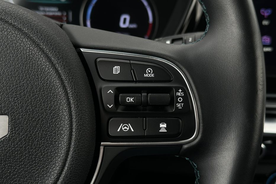Продам Kia Niro 64 кВт Макс. комплектація 2022 года в Львове