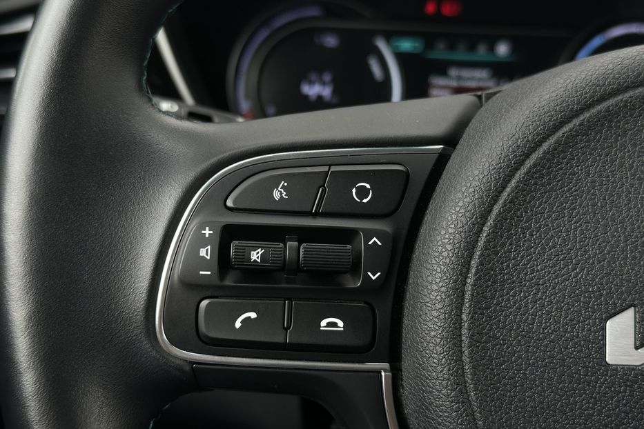 Продам Kia Niro 64 кВт Макс. комплектація 2022 года в Львове