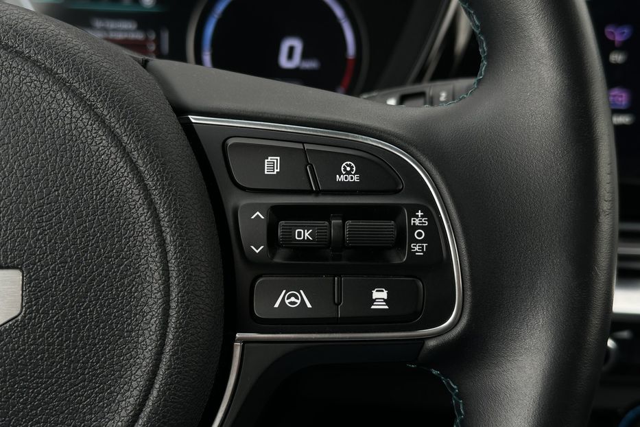 Продам Kia Niro 64 кВт Макс. комплектація 2022 года в Львове