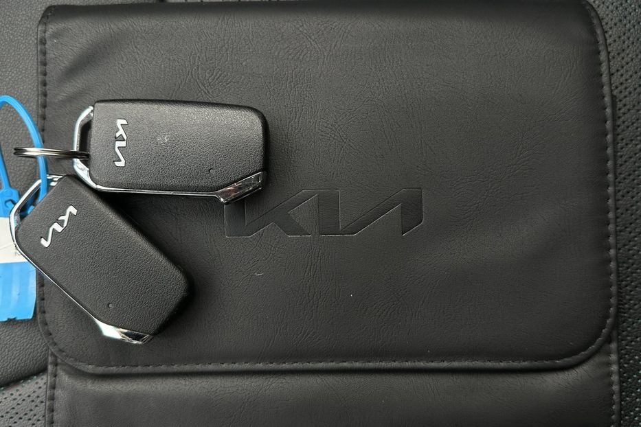 Продам Kia Niro 64 кВт Макс. комплектація 2022 года в Львове