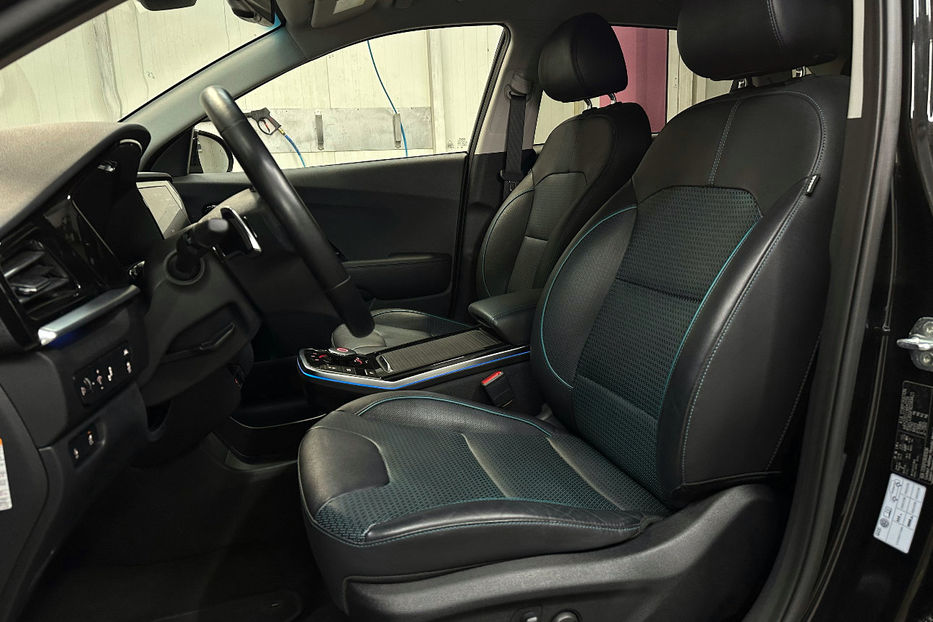 Продам Kia Niro 64 кВт Макс. комплектація 2022 года в Львове