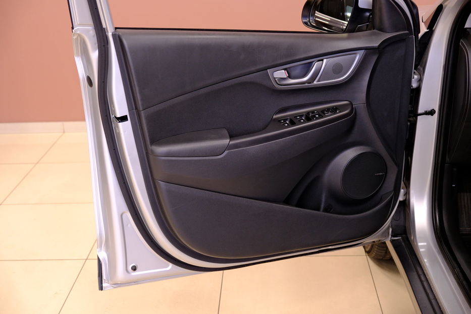 Продам Hyundai Kona electric 2020 года в Одессе