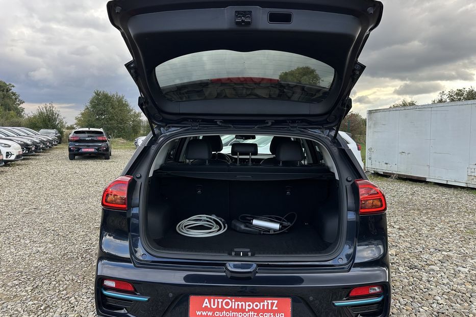 Продам Kia Niro 64 кВт Макс. комплектація  2022 года в Львове