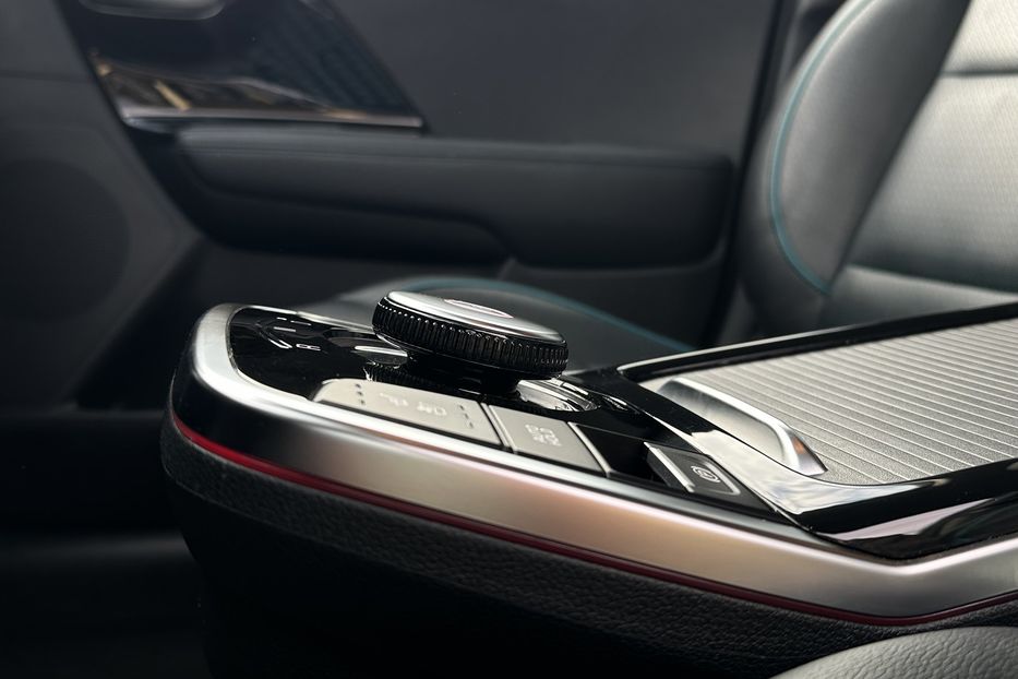 Продам Kia Niro 64 кВт Макс. комплектація  2022 года в Львове
