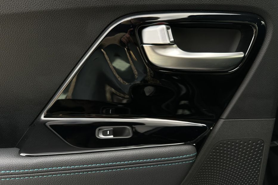 Продам Kia Niro 64 кВт Макс. комплектація  2022 года в Львове