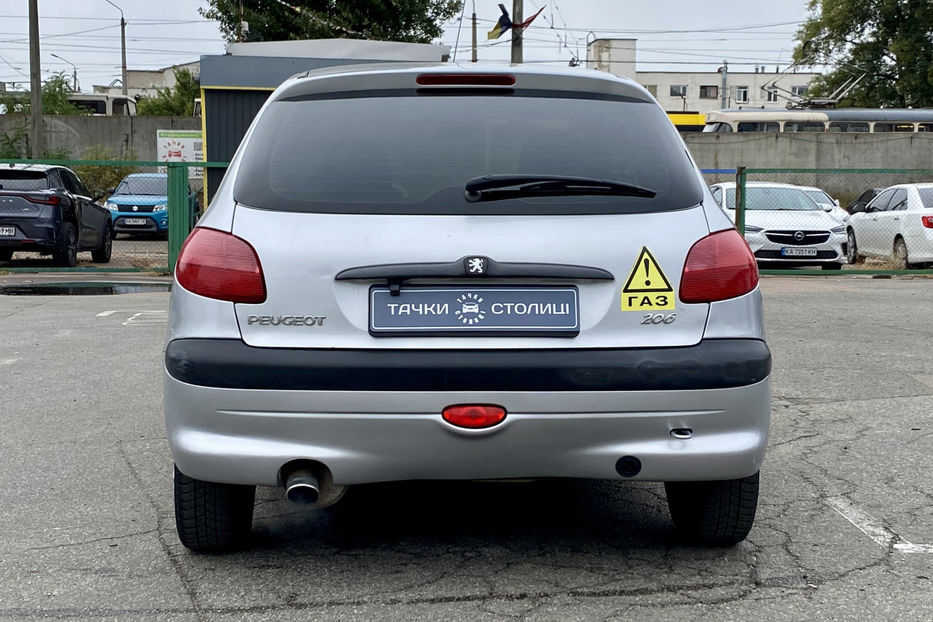 Продам Peugeot 206 2002 года в Киеве