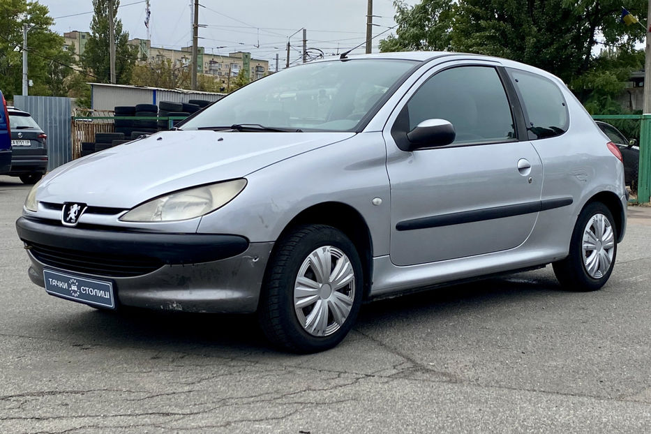 Продам Peugeot 206 2002 года в Киеве