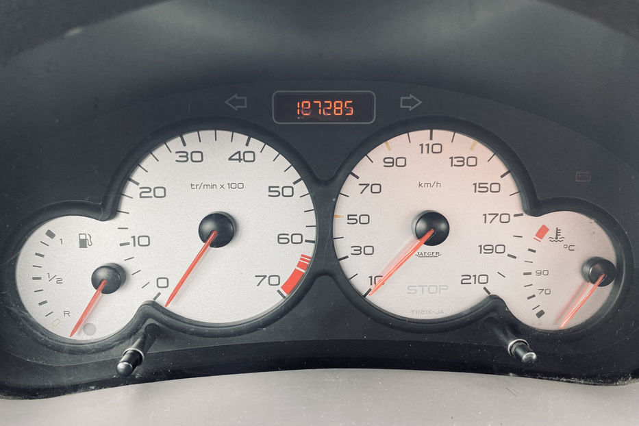 Продам Peugeot 206 2002 года в Киеве