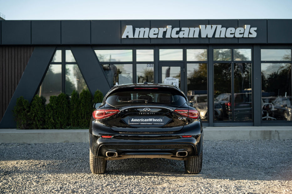 Продам Infiniti QX30 Base 2016 года в Черновцах