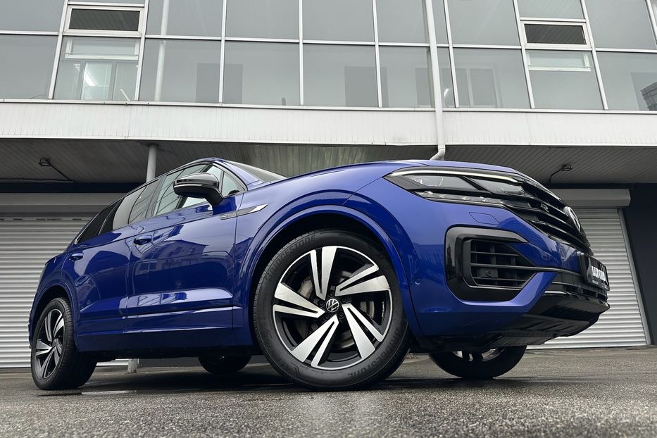 Продам Volkswagen Touareg Platinum R-Line 2021 года в Киеве