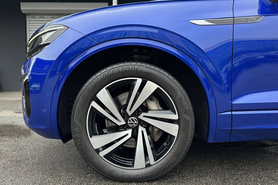 Продам Volkswagen Touareg Platinum R-Line 2021 года в Киеве