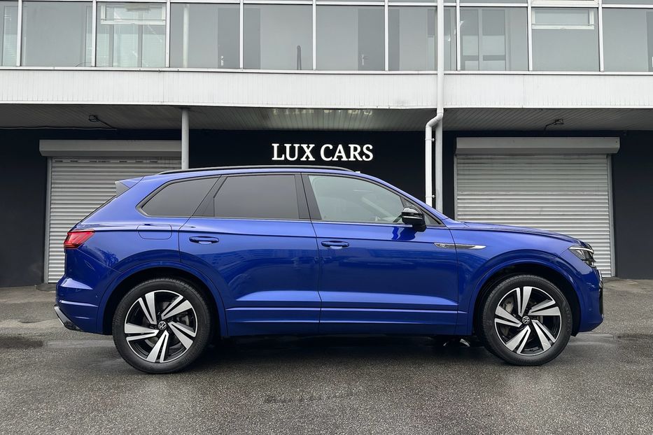 Продам Volkswagen Touareg Platinum R-Line 2021 года в Киеве