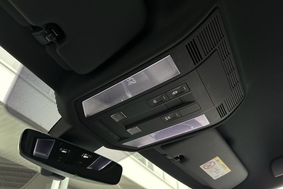 Продам Volkswagen Touareg Platinum R-Line 2021 года в Киеве