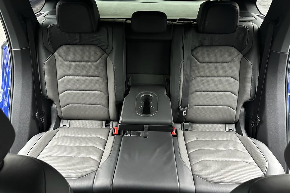 Продам Volkswagen Touareg Platinum R-Line 2021 года в Киеве
