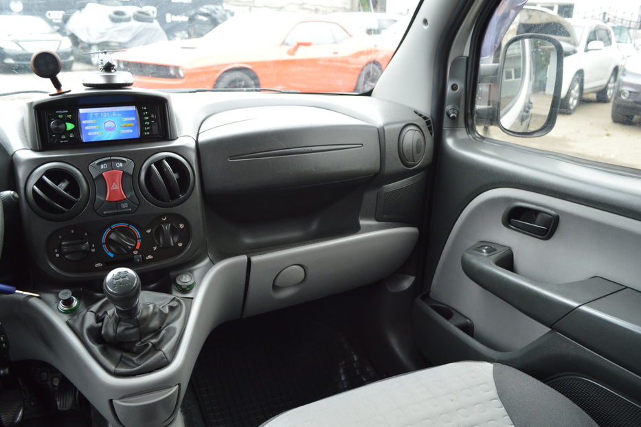 Продам Fiat Doblo пасс. 2006 года в Одессе