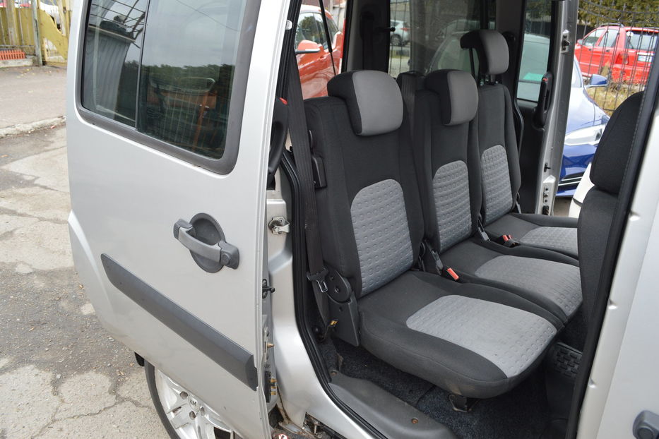 Продам Fiat Doblo пасс. 2006 года в Одессе