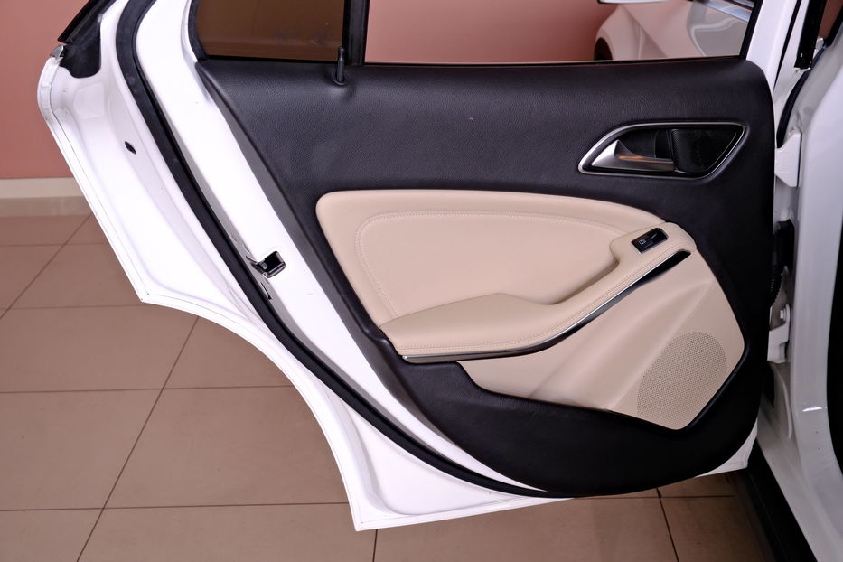 Продам Mercedes-Benz GLA-Class 250 2018 года в Одессе