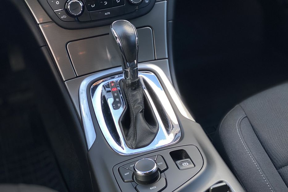 Продам Opel Insignia 2010 года в Луцке