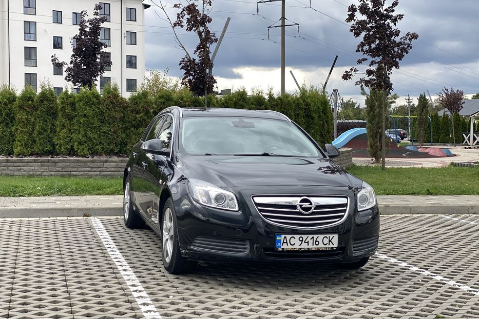 Продам Opel Insignia 2010 года в Луцке