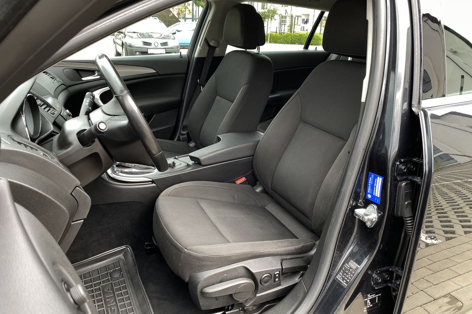 Продам Opel Insignia 2010 года в Луцке