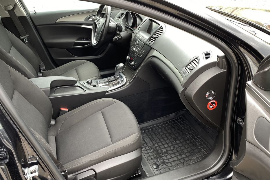 Продам Opel Insignia 2010 года в Луцке