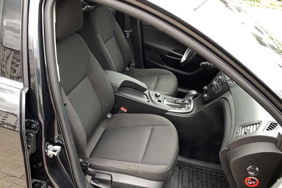 Продам Opel Insignia 2010 года в Луцке