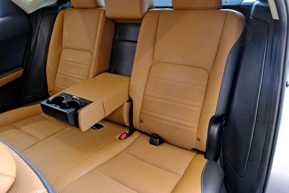 Продам Lexus NX 300 2017 года в Одессе