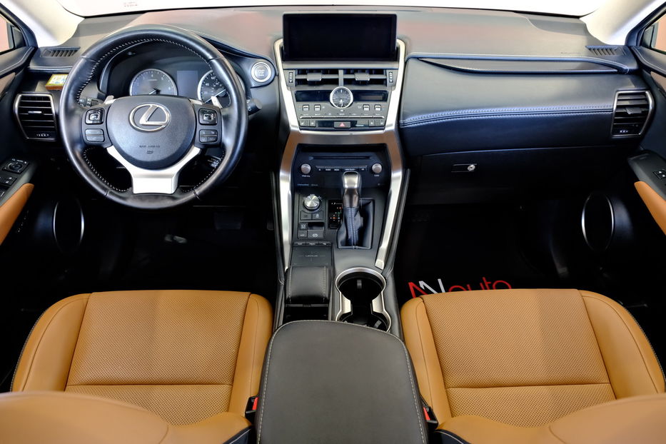 Продам Lexus NX 300 2017 года в Одессе