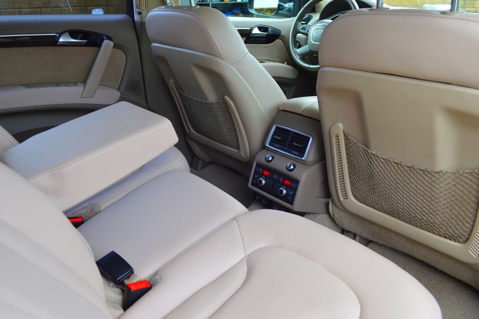 Продам Audi Q7 2010 года в Одессе