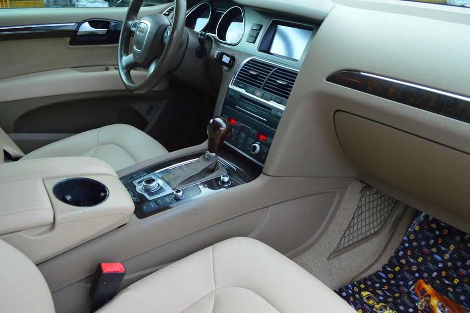 Продам Audi Q7 2010 года в Одессе