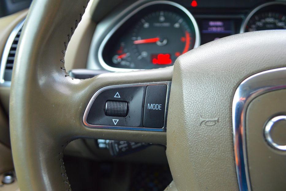 Продам Audi Q7 2010 года в Одессе